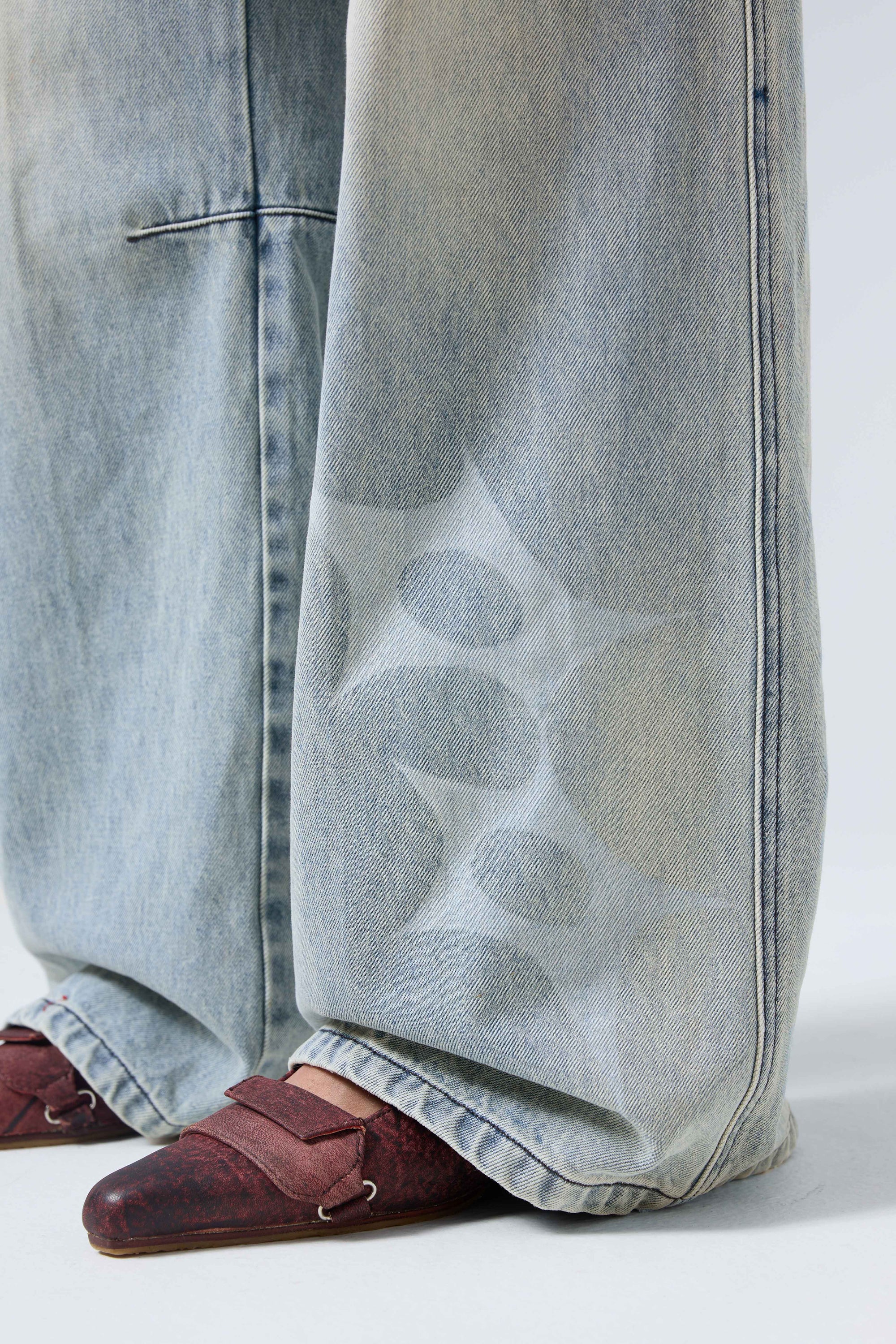 Slouchy Spike Jeans in Worn Blue